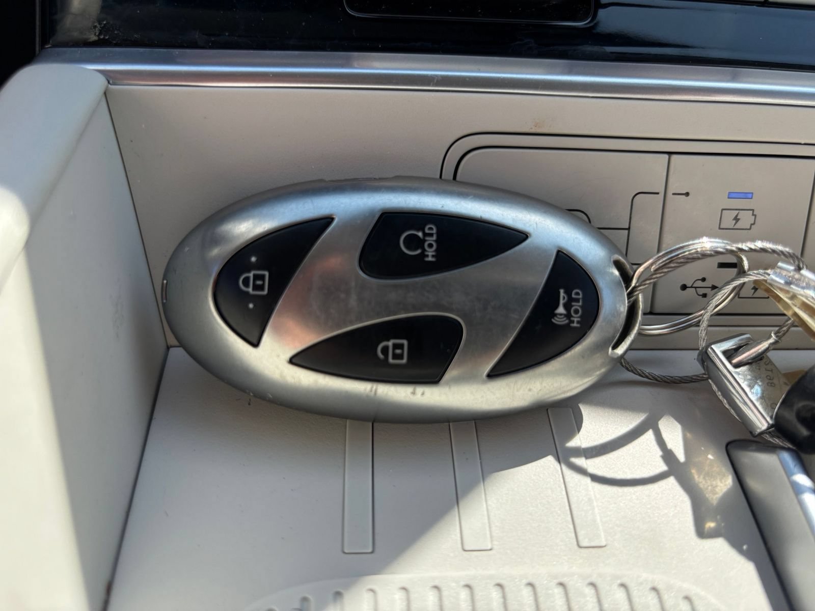 Used 2025 Hyundai Santa Fe SEL FWD image 20
