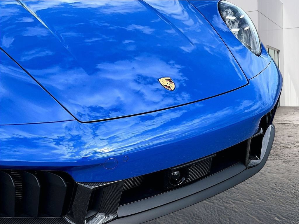Certified 2026 Porsche 911 Targa 4 GTS AWD/4WD image 20
