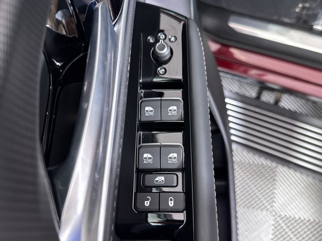 New 2026 Jeep Grand Wagoneer Summit AWD/4WD image 29