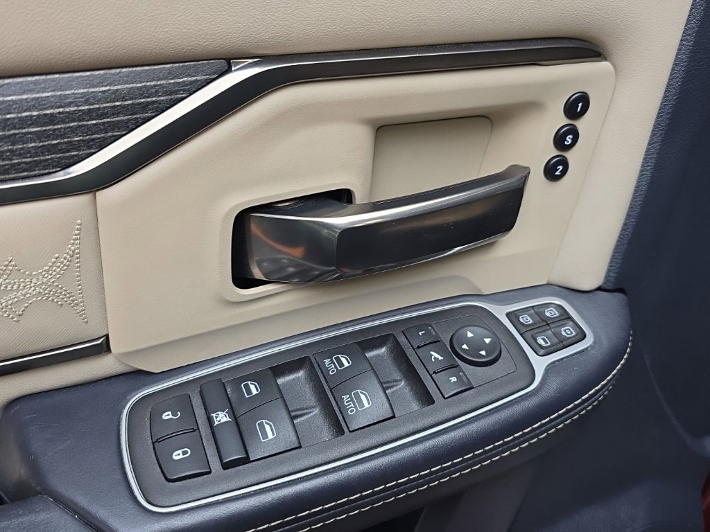 Used 2023 RAM 2500 Limited image 29