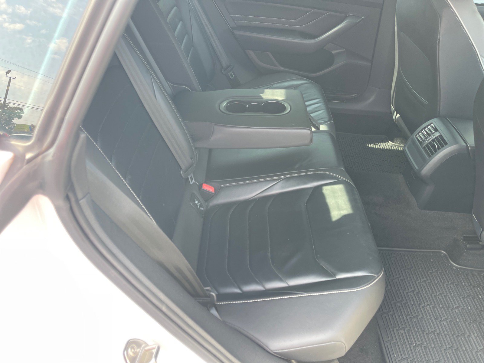 Used 2023 Volkswagen Arteon SEL AWD/4WD image 18