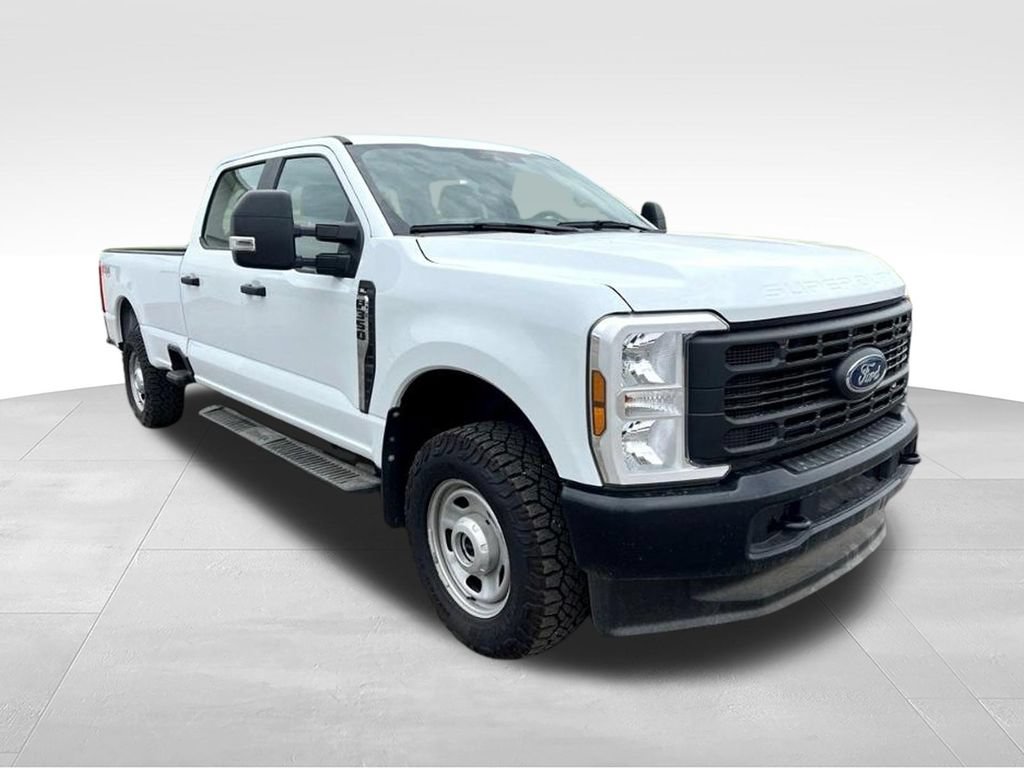 Used 2024 Ford F350 XL w/ FX4 Off-Road Package AWD/4WD image 3