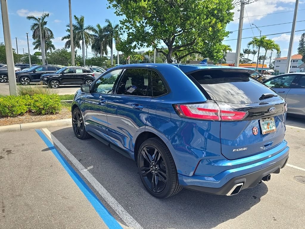 Used 2019 Ford Edge ST w/ Equipment Group 401A AWD/4WD image 11
