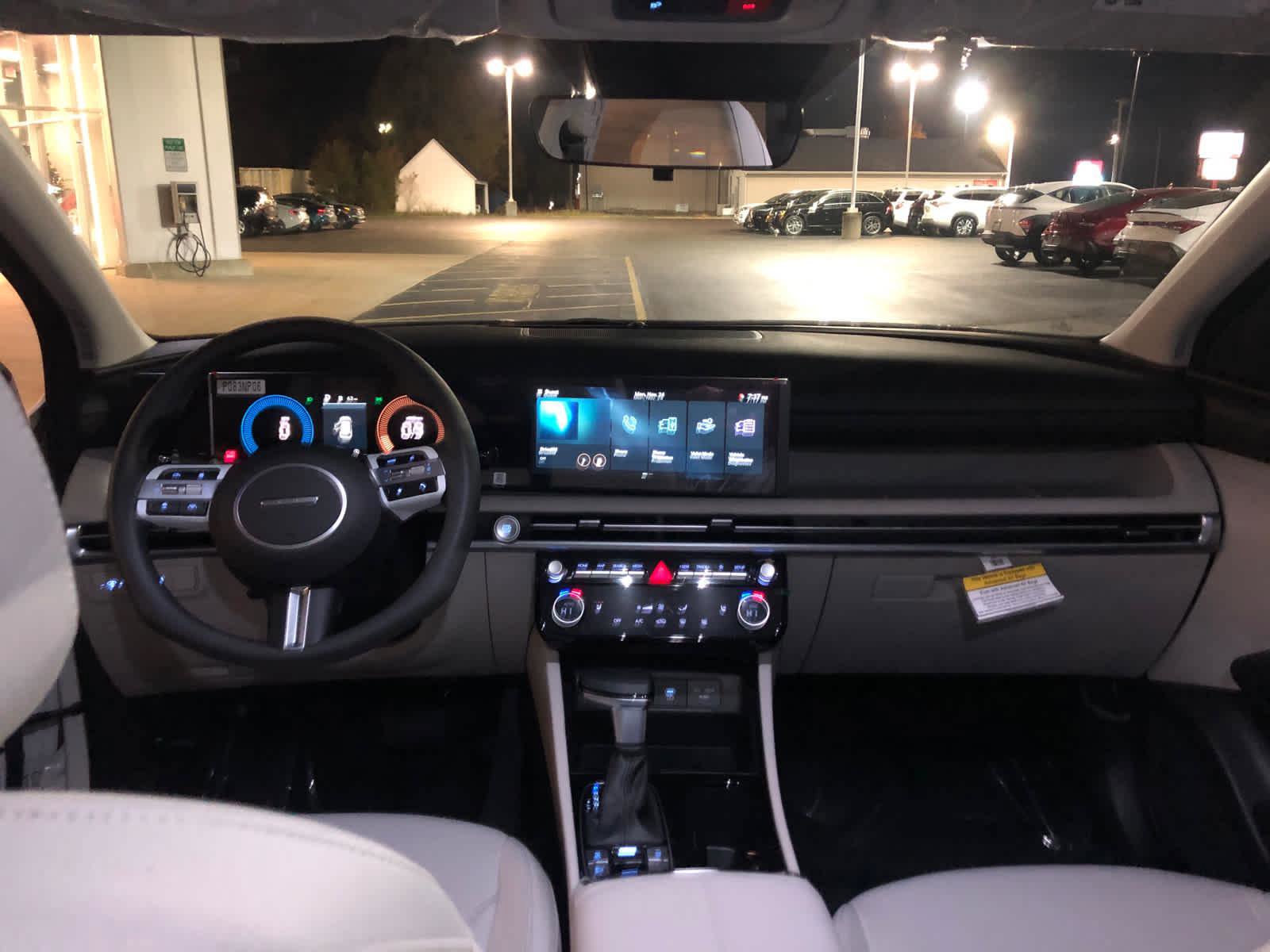 New 2026 Hyundai Tucson SEL image 17