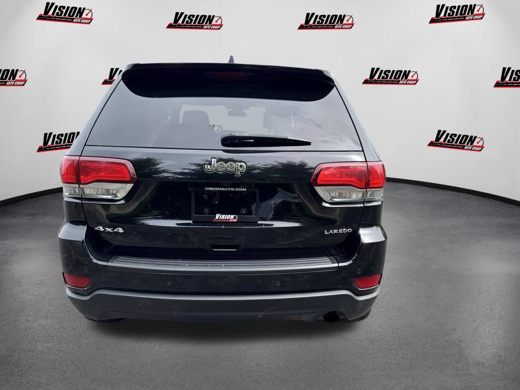 Used 2020 Jeep Grand Cherokee Laredo AWD/4WD image 7