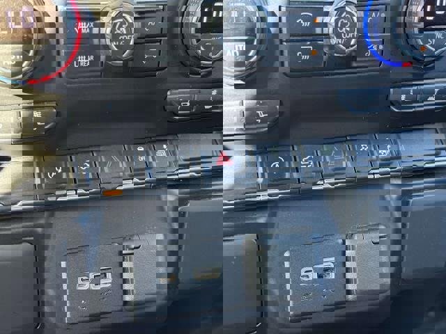 Used 2021 Chevrolet Silverado 1500 LT w/ Bed Protection Package image 26