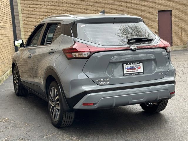 Used 2024 Nissan Kicks SV FWD image 14