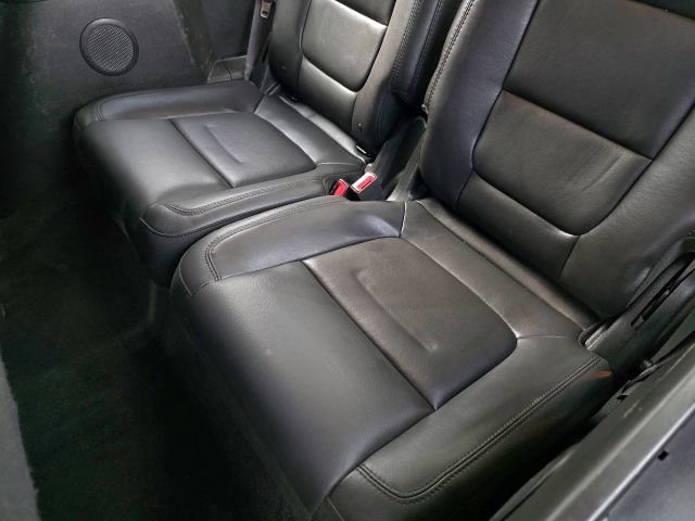 Used 2015 Ford Explorer XLT w/ Equipment Group 202B AWD/4WD image 41