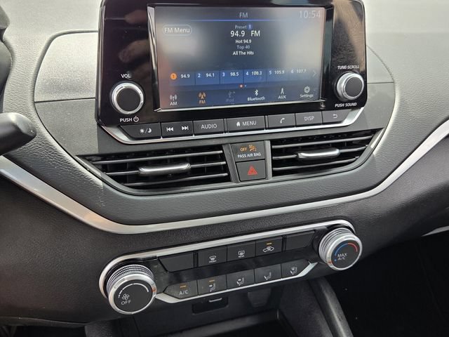 Used 2024 Nissan Altima 2.5 S FWD image 17