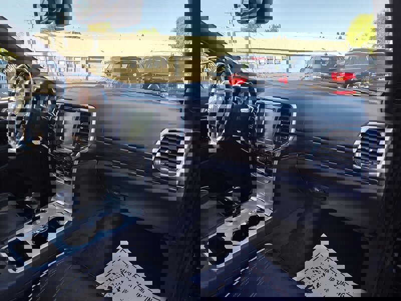 Used 2015 Jeep Grand Cherokee Overland image 21