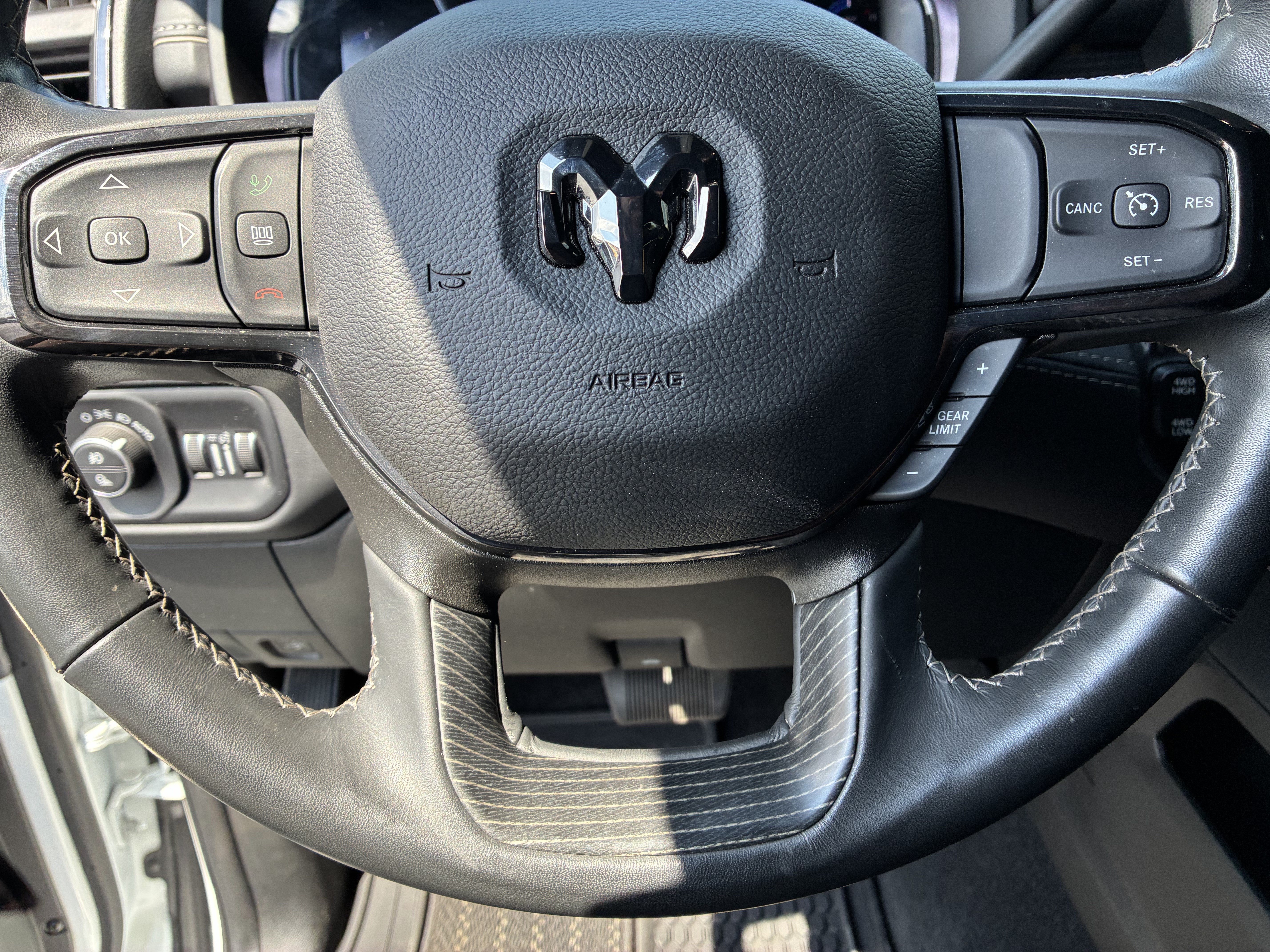 Used 2023 RAM 2500 Limited w/ Night Edition AWD/4WD image 30