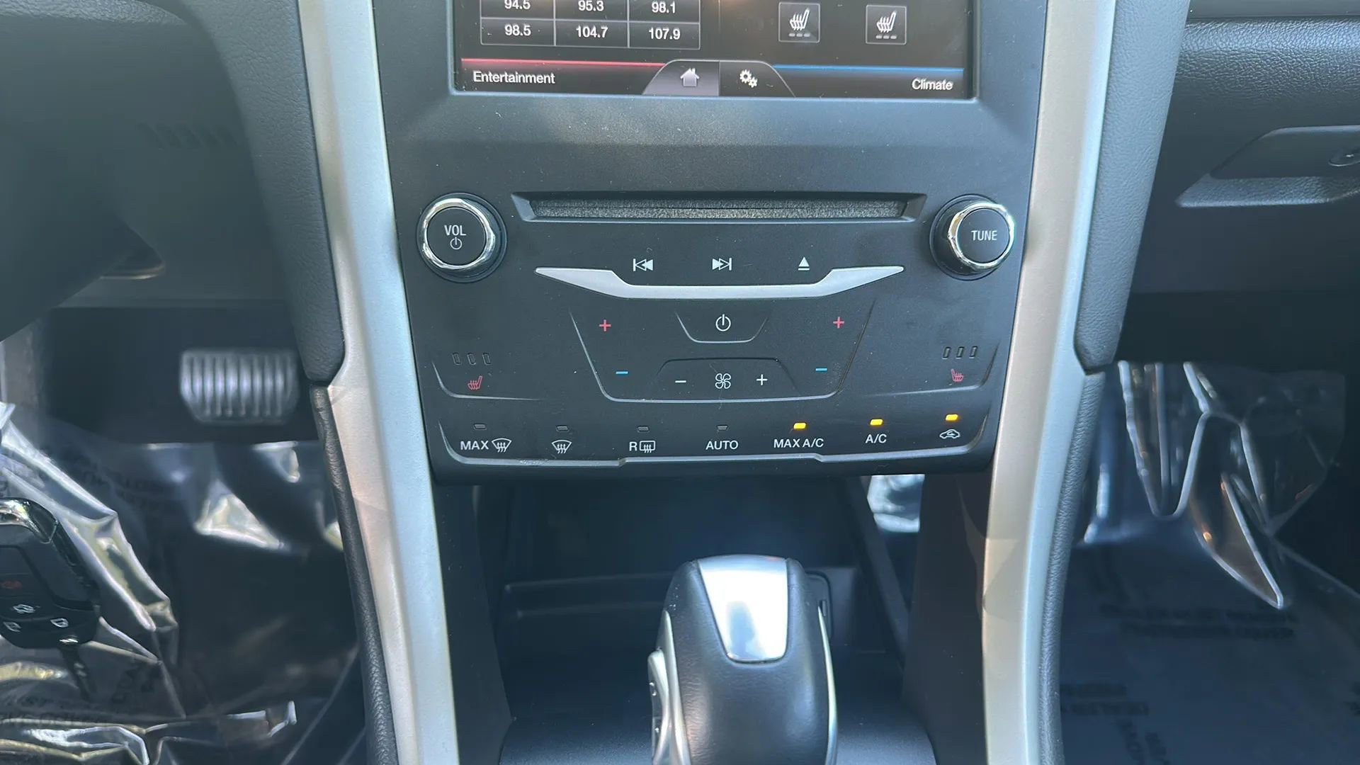 Used 2013 Ford Fusion SE FWD image 35