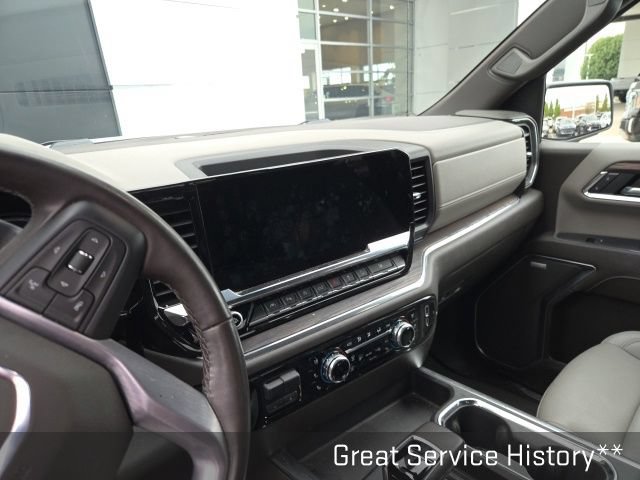 Used 2024 GMC Sierra 1500 SLT w/ SLT Premium Plus Package AWD/4WD image 15