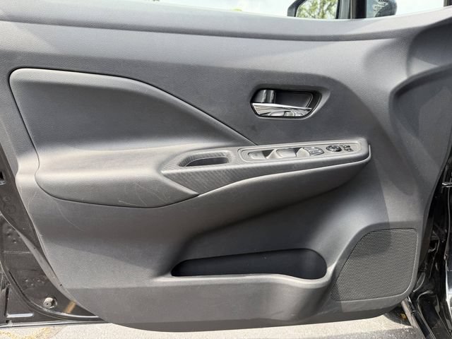 Used 2024 Nissan Versa SV FWD image 11