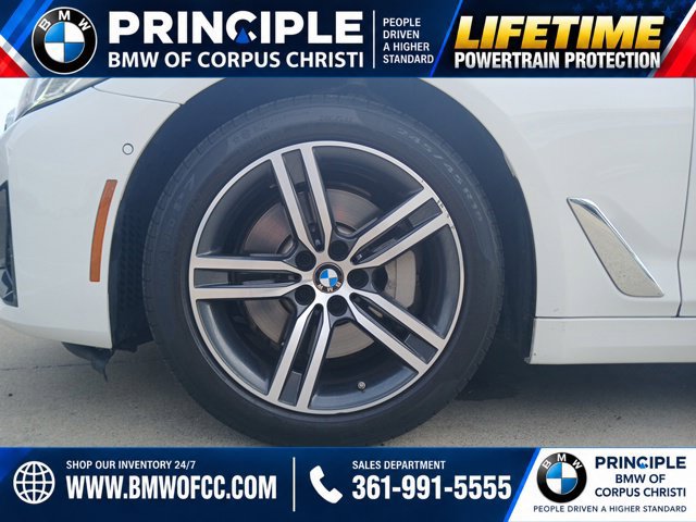 Used 2021 BMW 530i w/ Premium Package RWD image 6