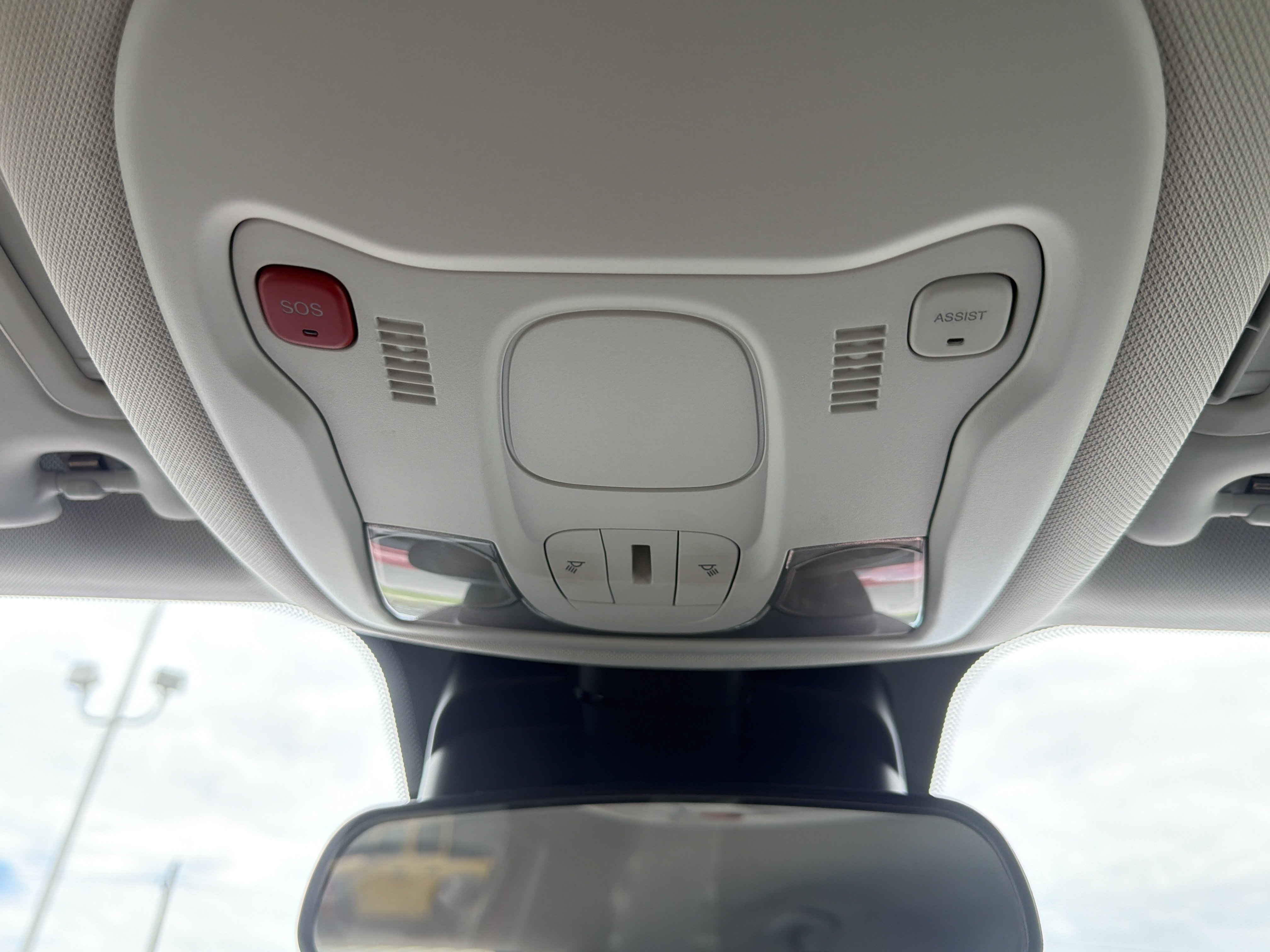 Used 2023 Jeep Renegade Latitude AWD/4WD image 30