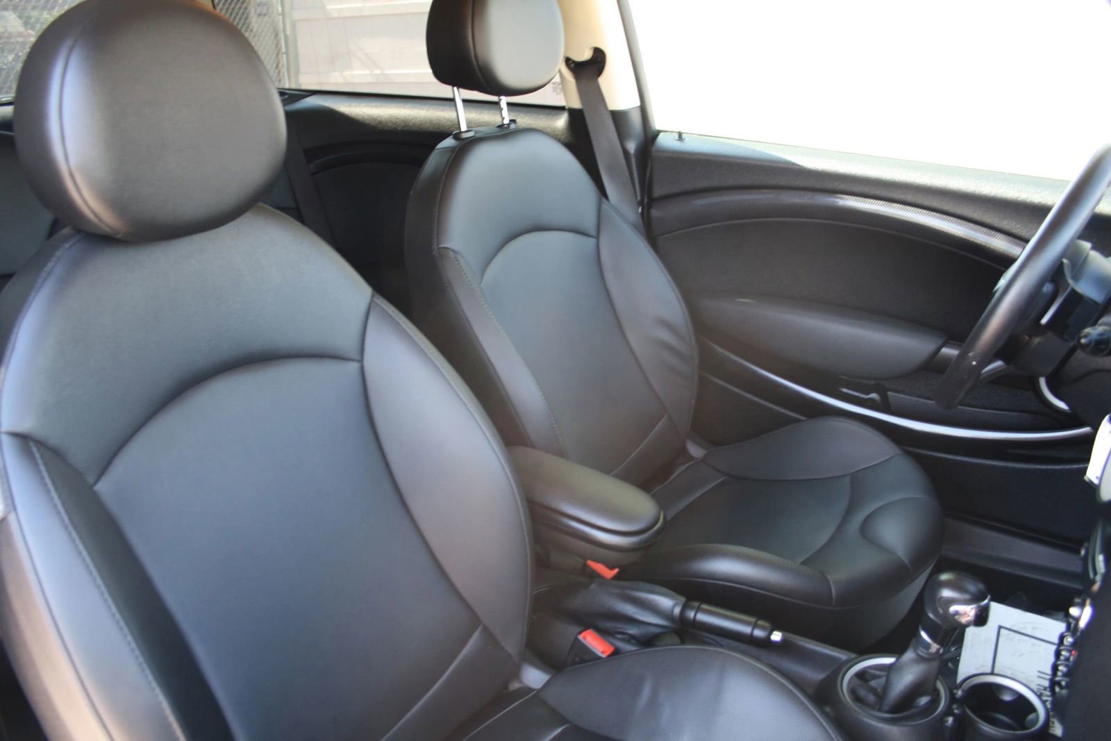 Used 2013 MINI Cooper Clubman S FWD image 9