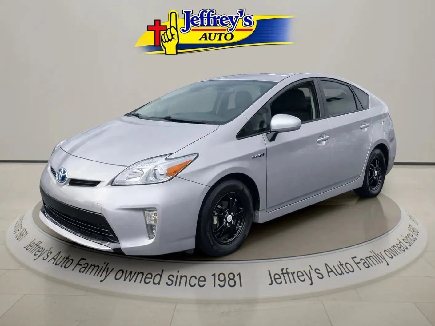 Used 2014 Toyota Prius Two image 1