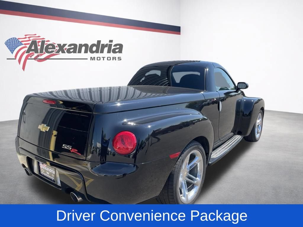 Used 2005 Chevrolet SSR w/ Preferred Equipment Group RWD image 5