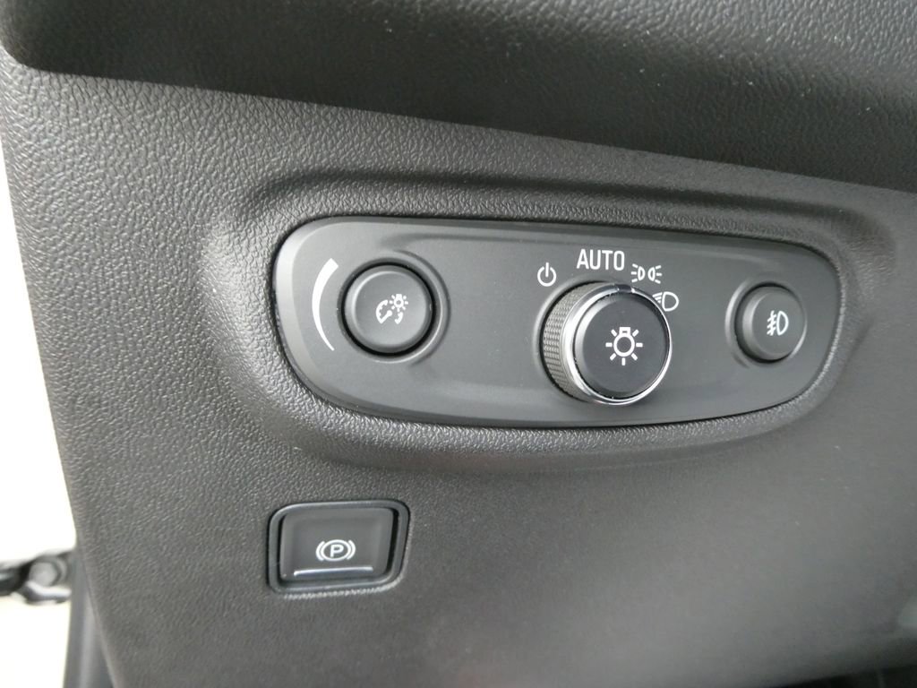 Used 2023 GMC Terrain AT4 w/ Infotainment Package II image 37