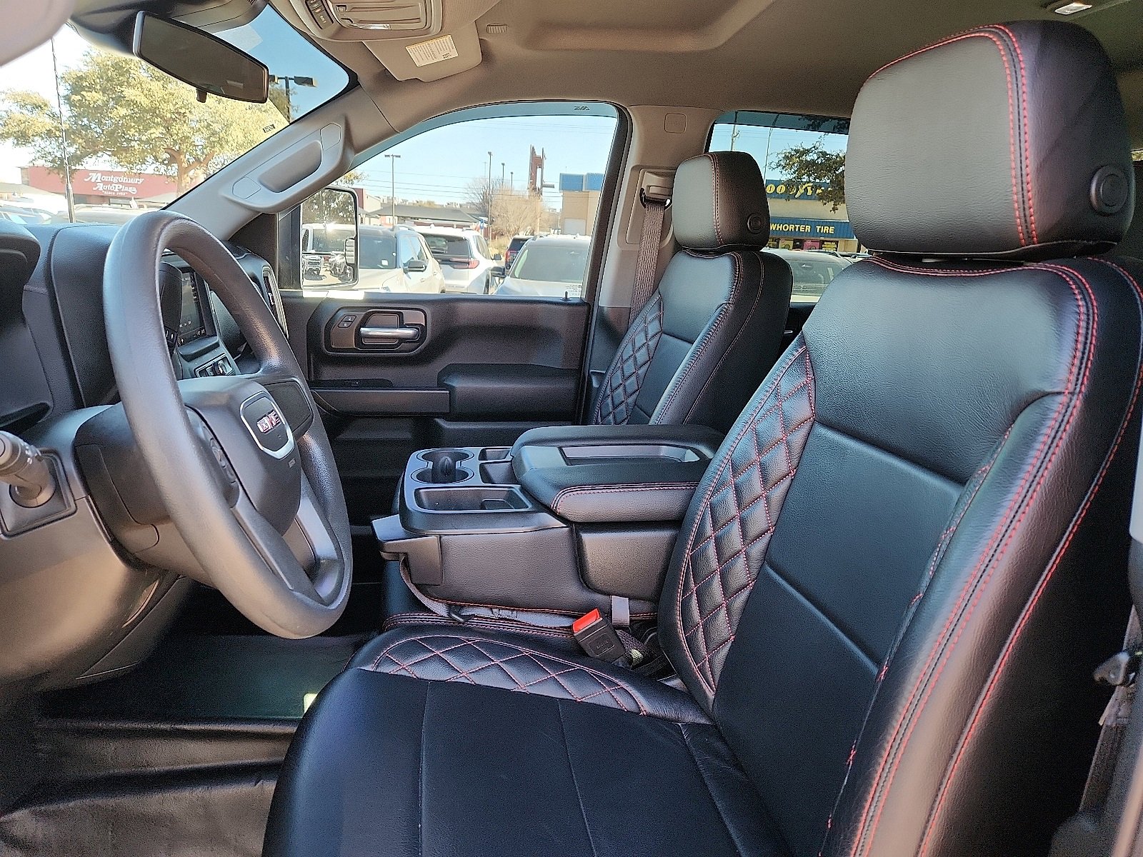 Used 2024 GMC Sierra 2500 Pro image 12