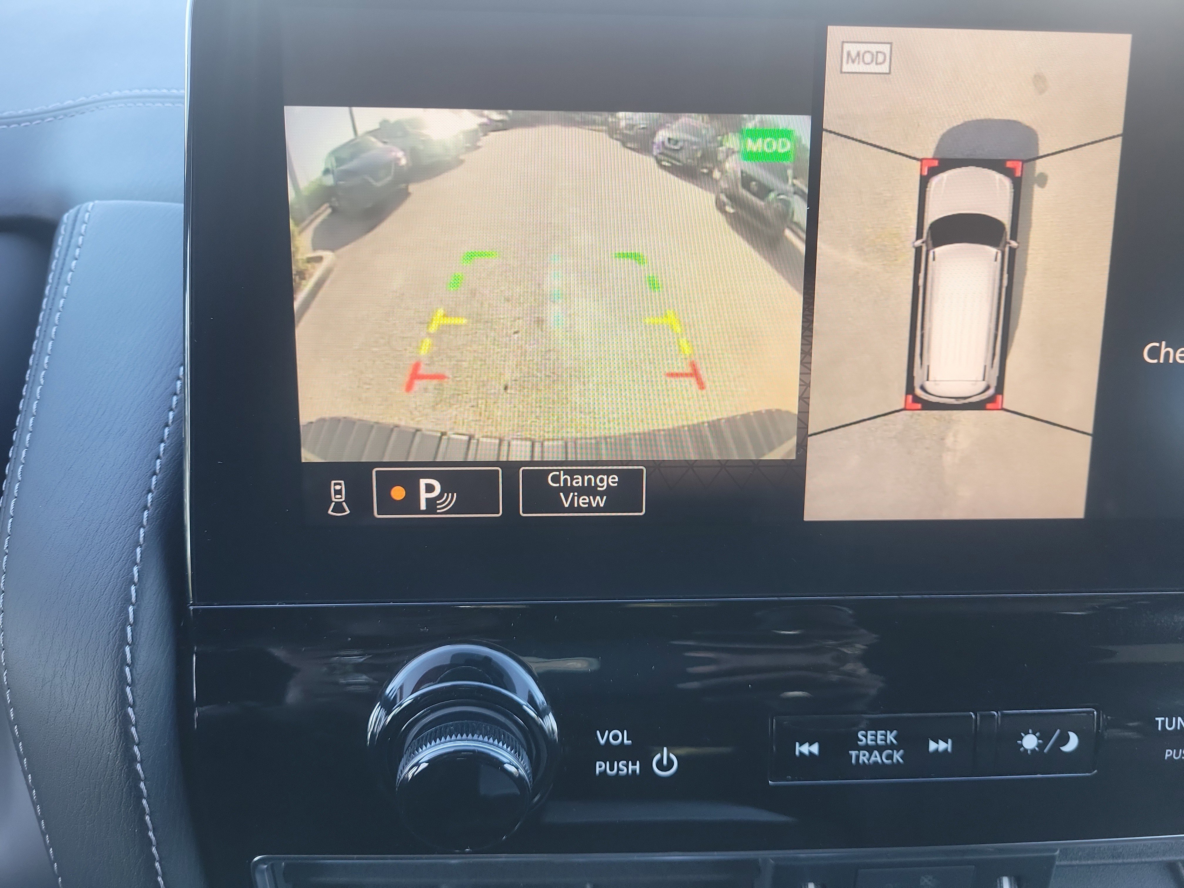 Certified 2023 Nissan Armada Platinum w/ Cargo Package image 29