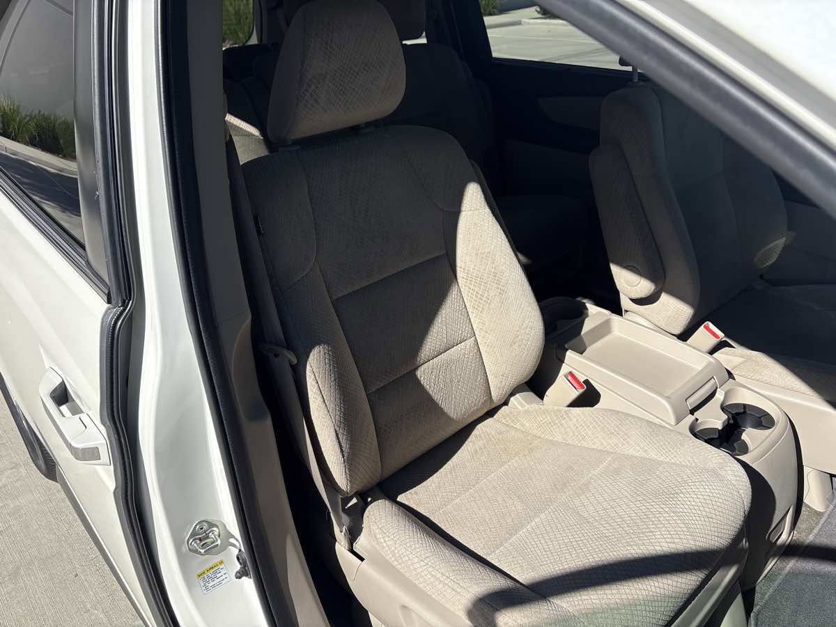 Used 2016 Honda Odyssey EX image 19