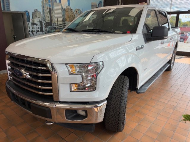 Used 2017 Ford F150 XLT w/ Equipment Group 302A Luxury AWD/4WD image 6