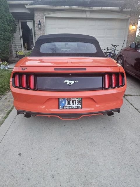 Used 2016 Ford Mustang Premium RWD image 16