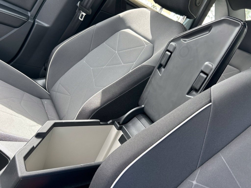 Certified 2026 Volkswagen Jetta Sport FWD image 37