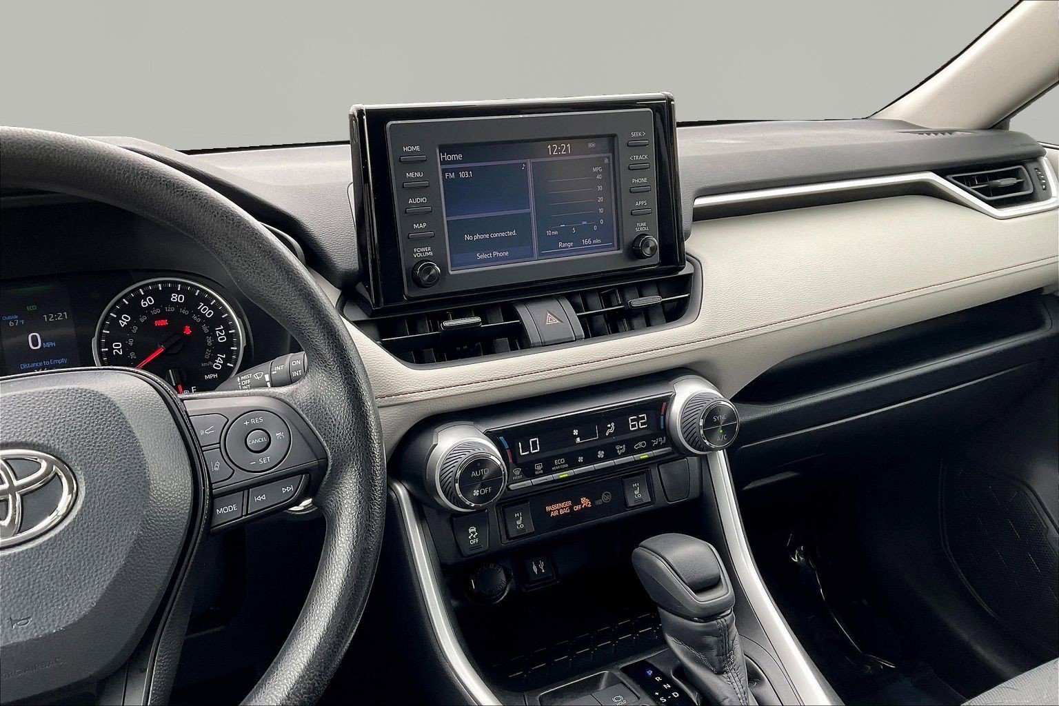 Used 2019 Toyota RAV4 XLE AWD/4WD image 9