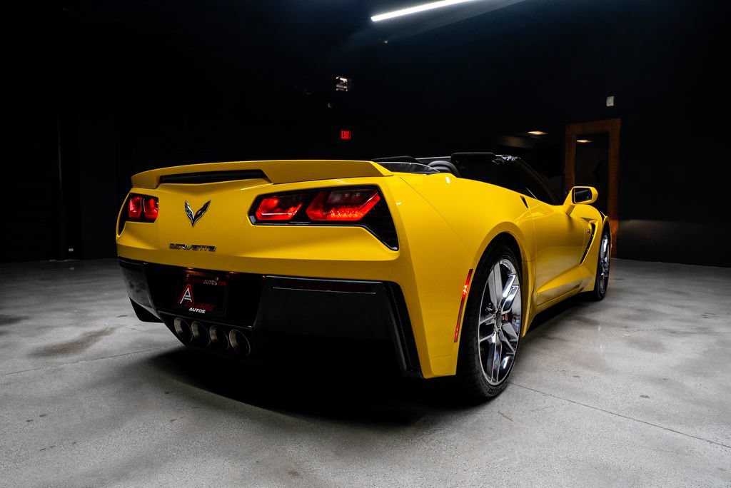Used 2015 Chevrolet Corvette Stingray Convertible w/ 3LT Preferred Equipment Group RWD image 21