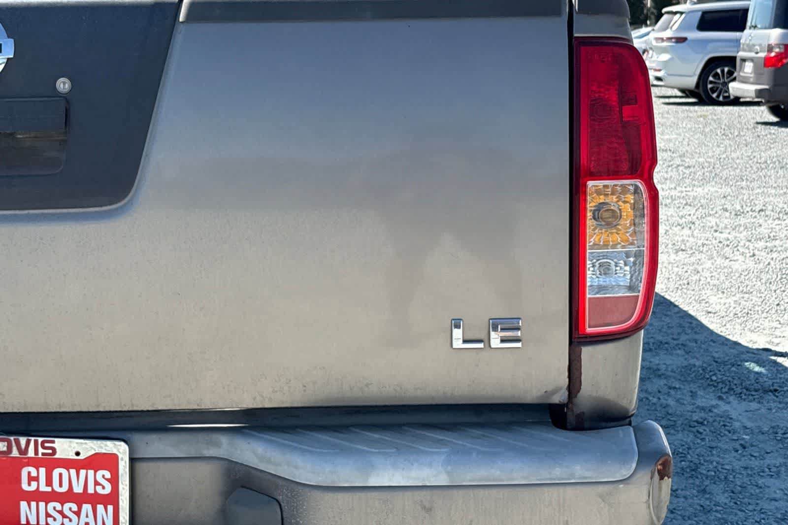 Used 2006 Nissan Frontier LE w/ (X01) Leather Pkg RWD image 13