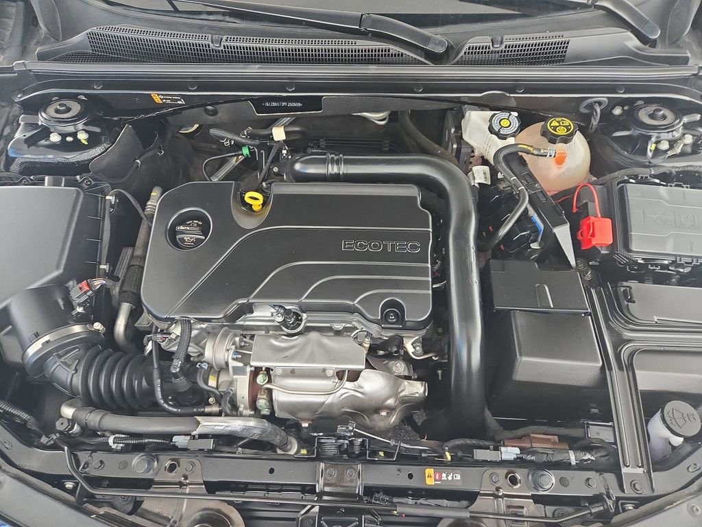 Used 2023 Chevrolet Malibu LS FWD image 34