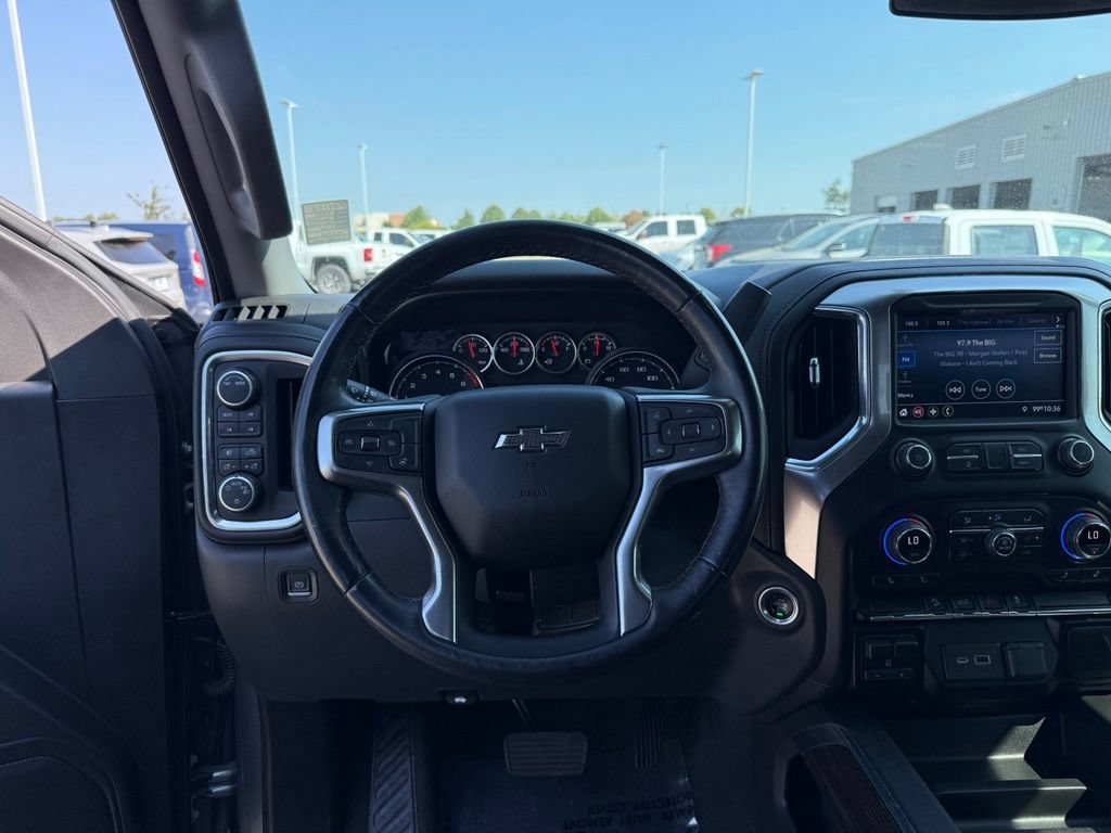 Used 2021 Chevrolet Silverado 1500 LT Trail Boss AWD/4WD image 14