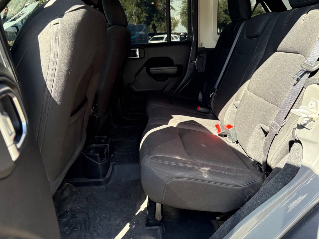 Used 2020 Jeep Wrangler Unlimited Sport S AWD/4WD image 11