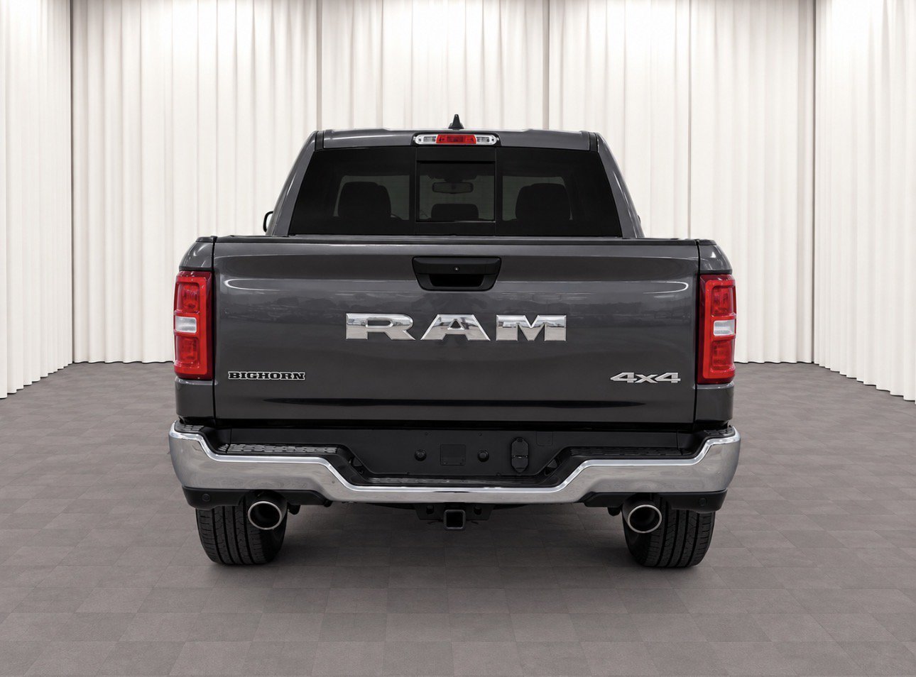Used 2025 RAM 1500 Big Horn AWD/4WD image 4