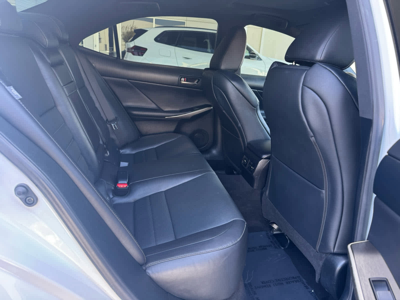 Used 2020 Lexus IS 350 F Sport image 9