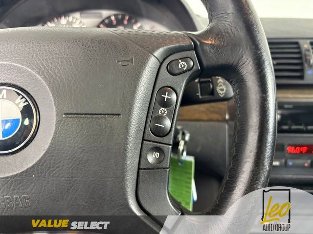 Used 2003 BMW 325xi Sedan AWD/4WD image 23