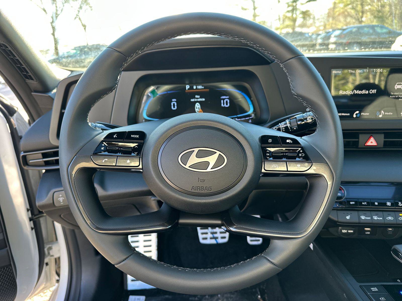 New 2026 Hyundai Elantra SEL Sport Premium image 16