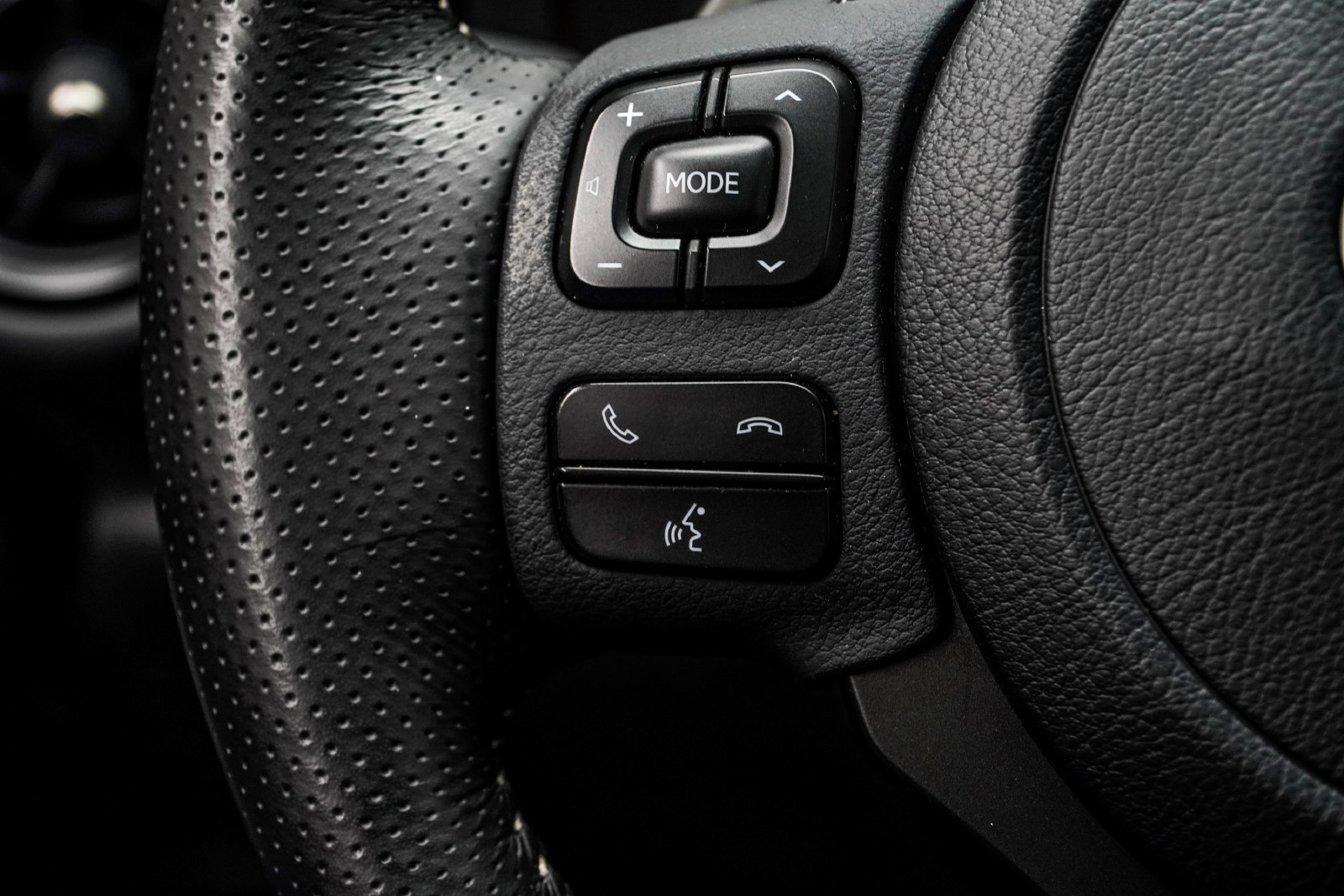 Used 2024 Lexus IS 350 F Sport w/ Navigation Package RWD image 35
