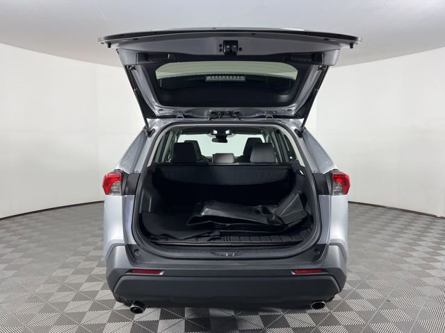 Used 2022 Toyota RAV4 XLE image 48