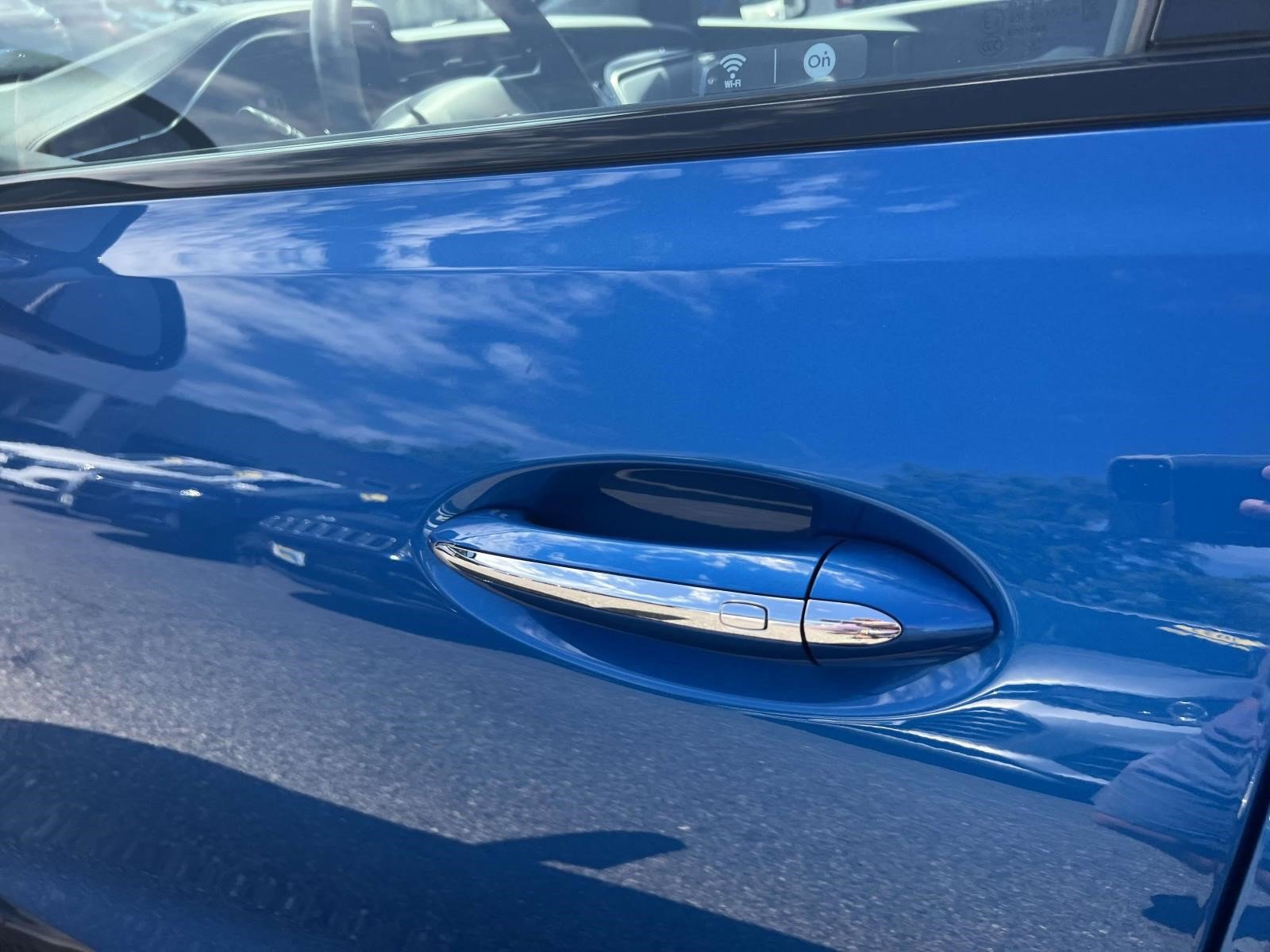 Certified 2022 Chevrolet Bolt EUV Premier w/ Sun & Sound Package image 10