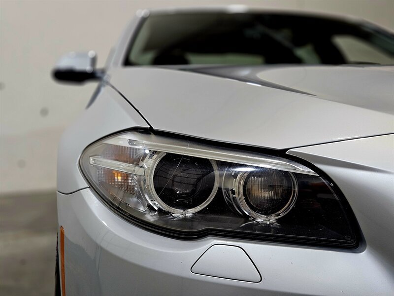 Used 2014 BMW 535d Sedan RWD image 13