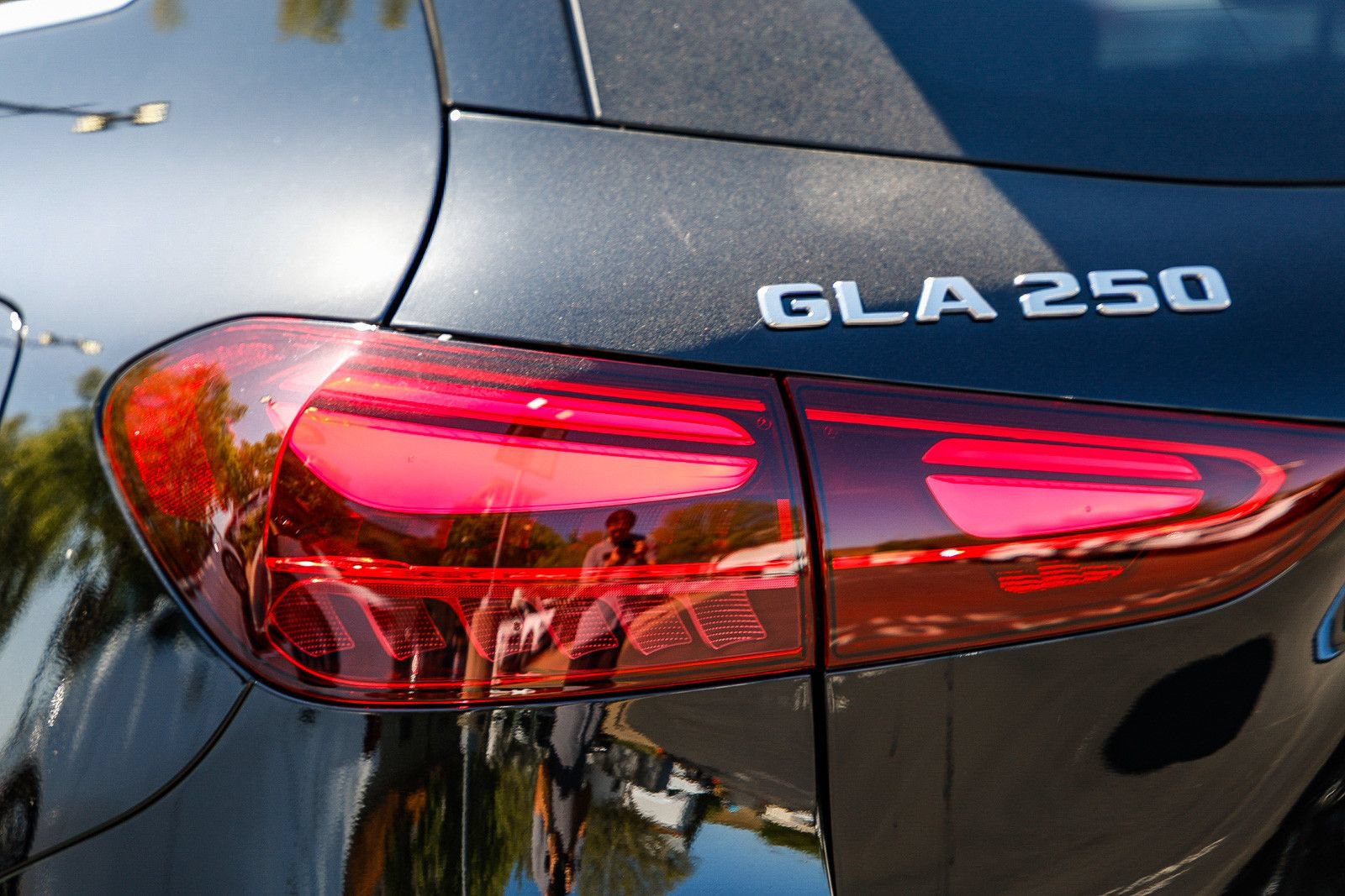 Used 2025 Mercedes-Benz GLA 250 image 8