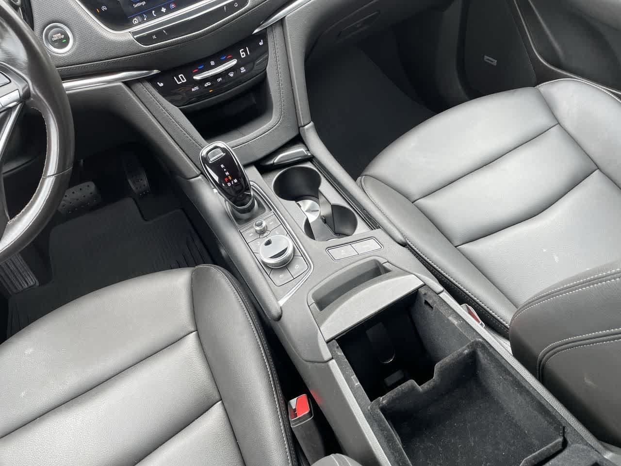 Certified 2024 Cadillac XT6 Luxury AWD/4WD image 25