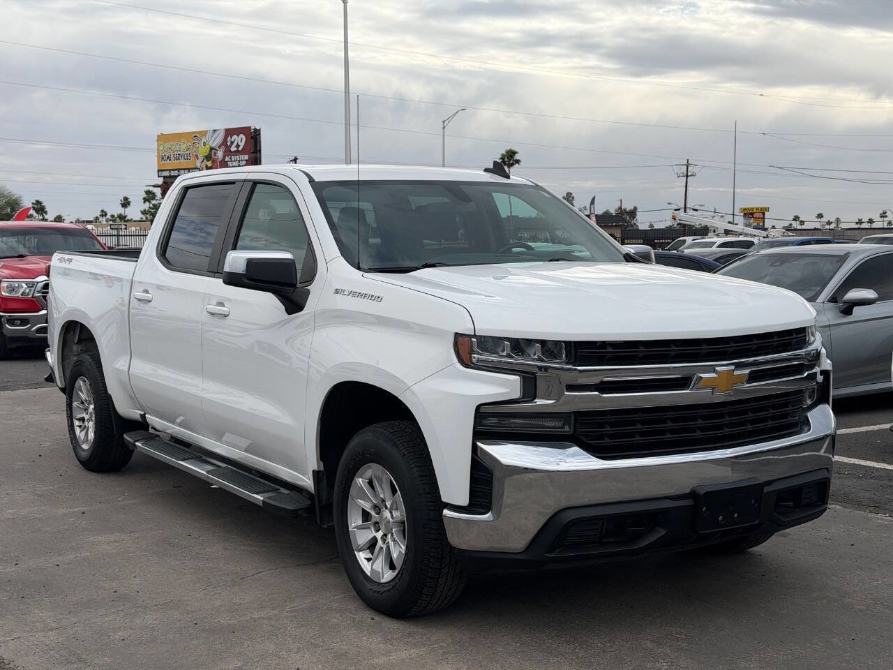 Used 2019 Chevrolet Silverado 1500 LT w/ All-Star Edition AWD/4WD image 13