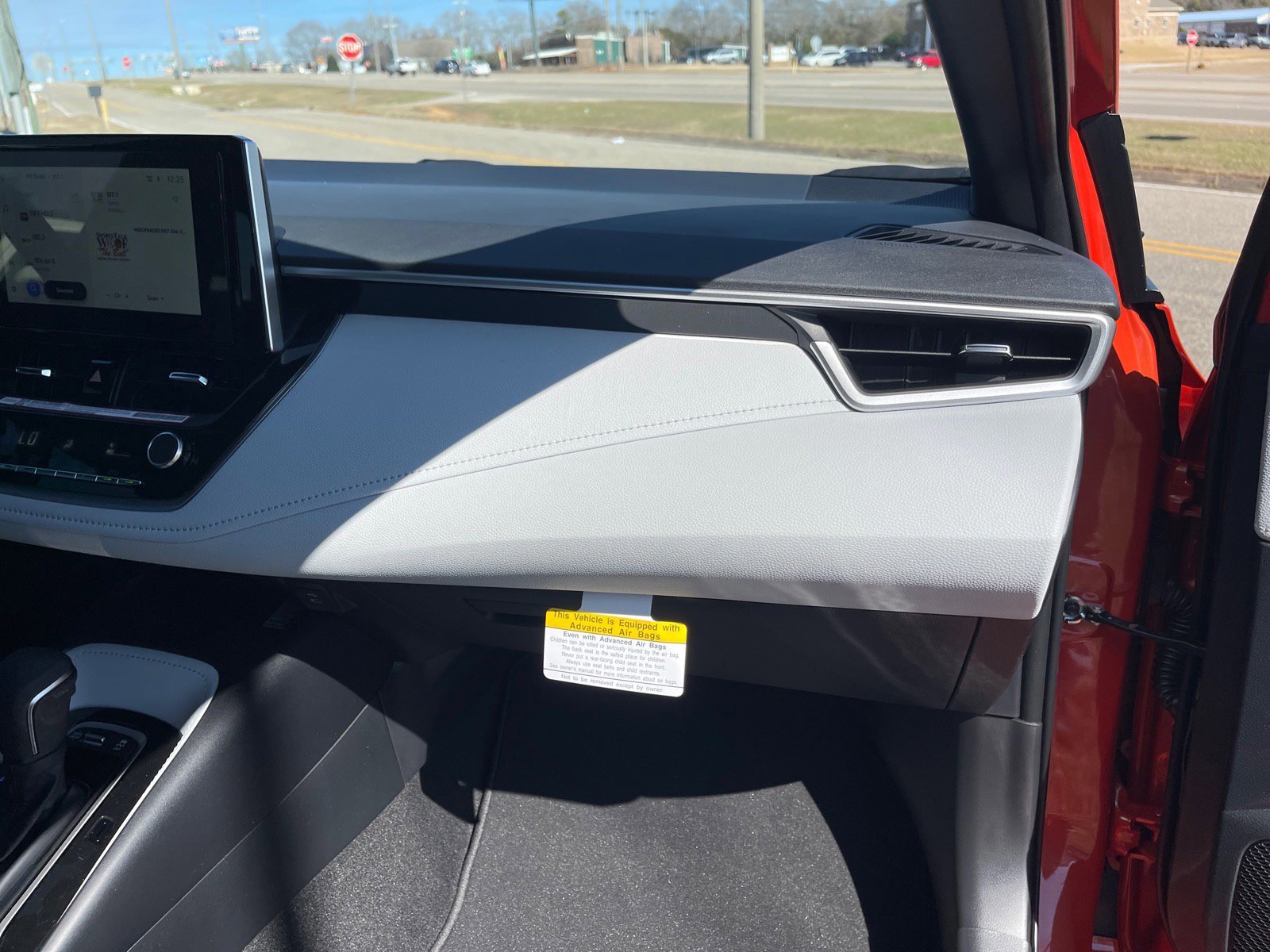 New 2026 Toyota Corolla SE image 18