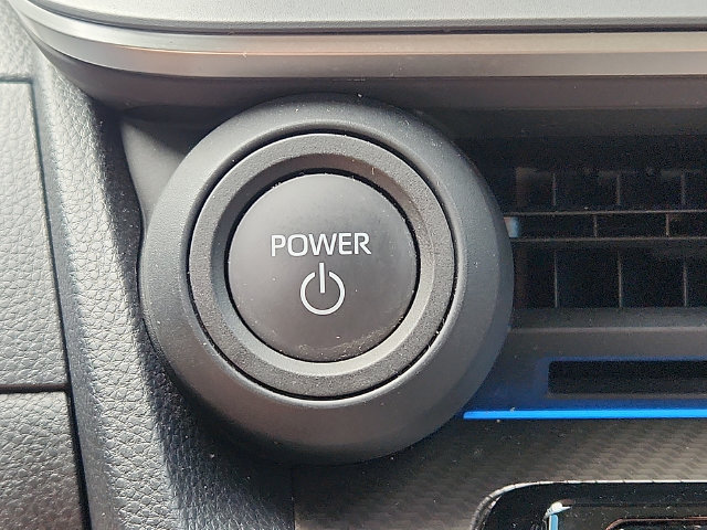 Used 2024 Toyota Prius XLE AWD/4WD image 24