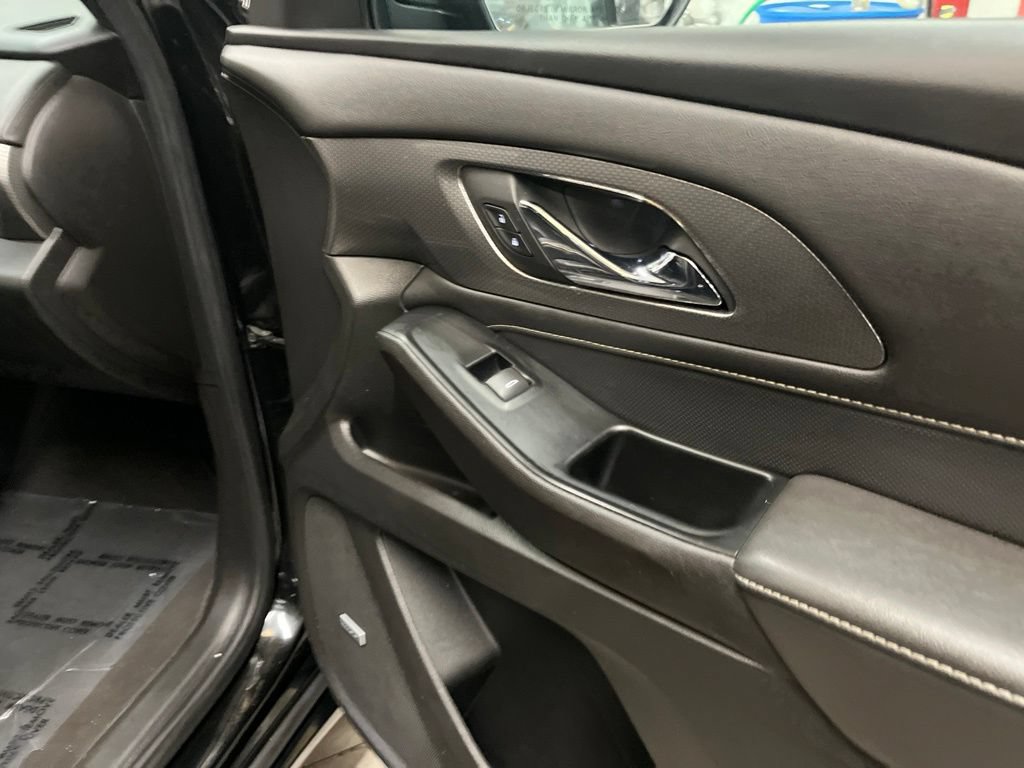Used 2023 Chevrolet Traverse Premier w/ Redline Edition FWD image 42